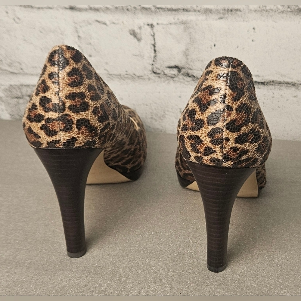 Franco Sarto Leopard Print Platform Pumps Round Toe Heels Size 8 - Picture 5 of 11